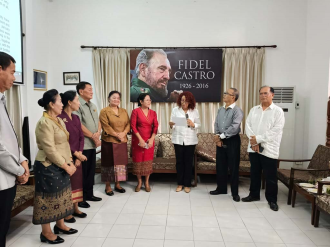 Laos shows support for Cuban people